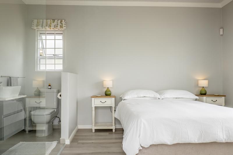 3 Bedroom Property for Sale in Britannia Bay Western Cape